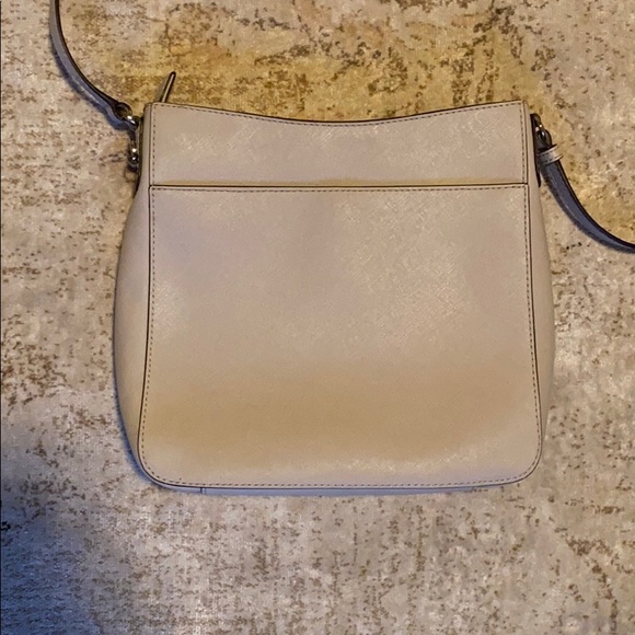 Michael Kors Pearl Grey Bag - Picture 4 of 5